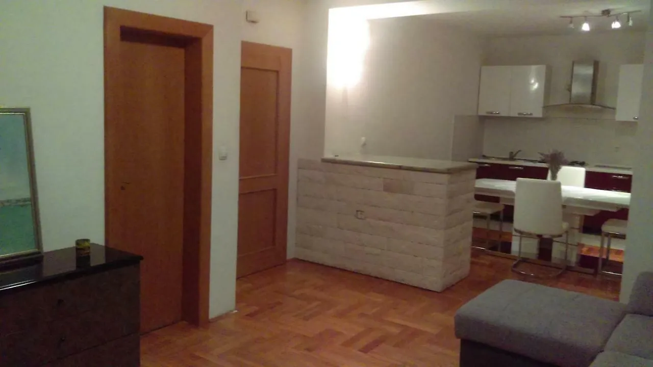 Apartmani Stara Posta Novi Vinodolski Guest house