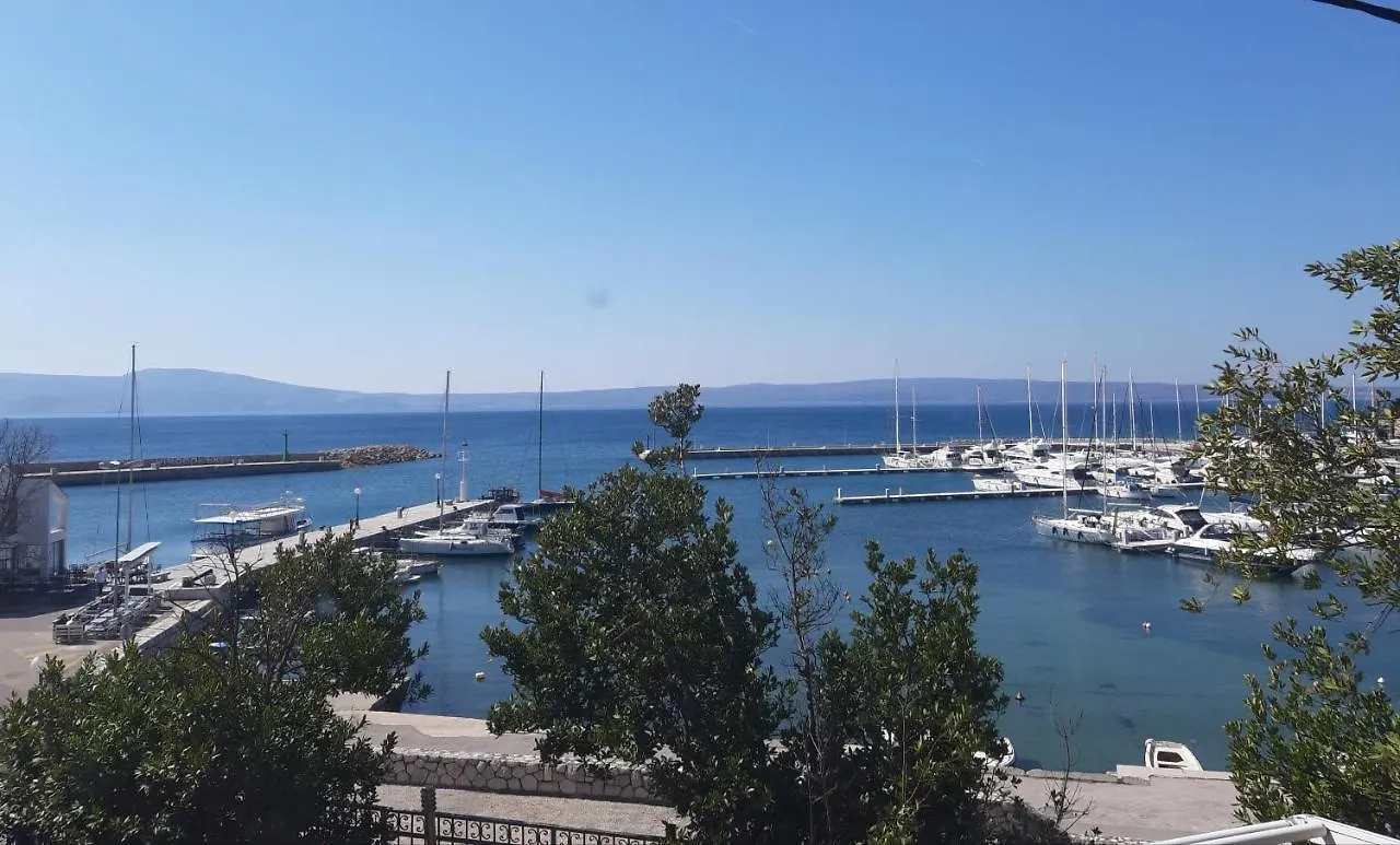 Apartmani Stara Posta Novi Vinodolski Guest house
